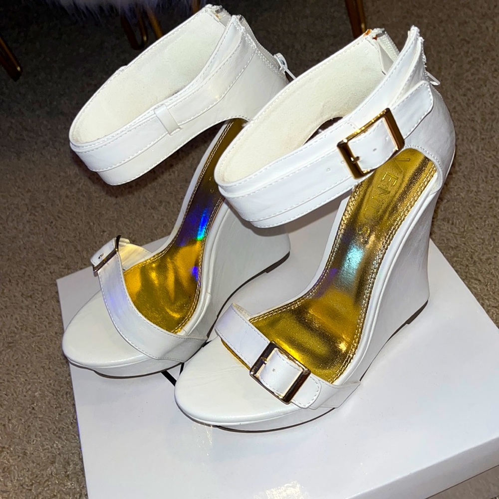 Venus Heels